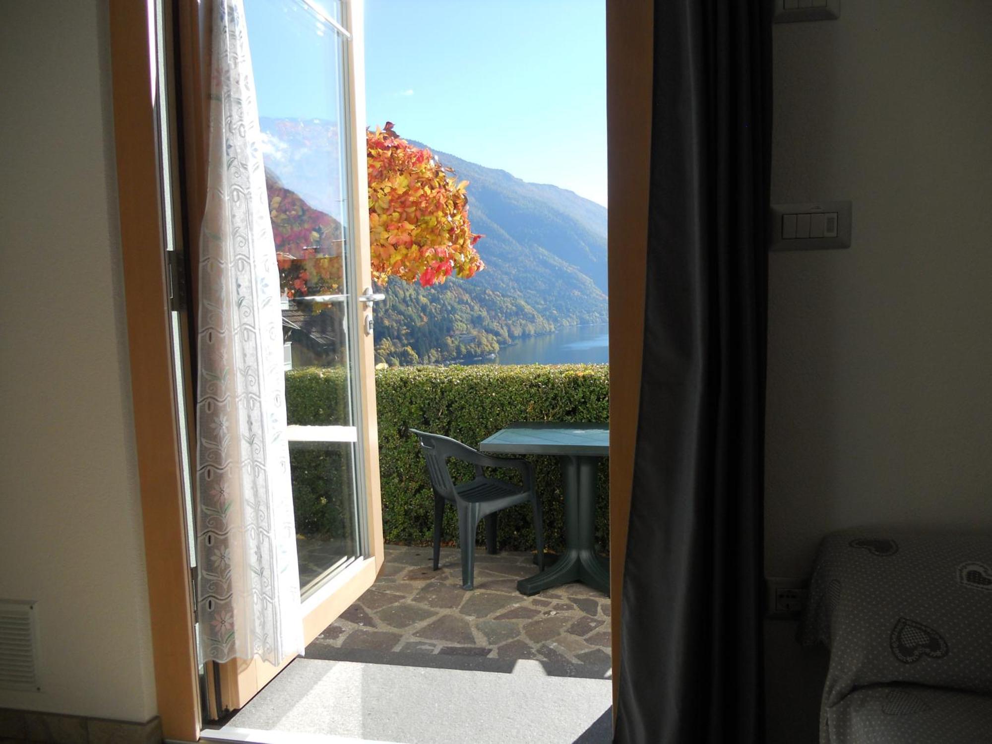 Casa Maria Apartment Molveno Bilik gambar