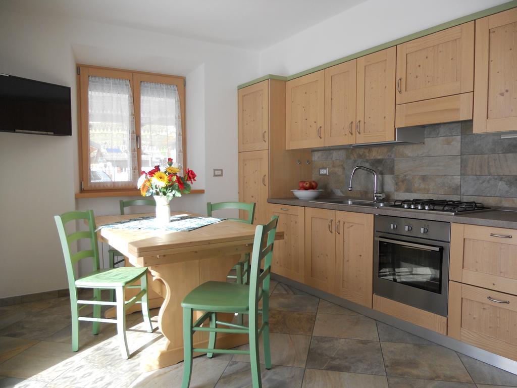 Casa Maria Apartment Molveno Bilik gambar